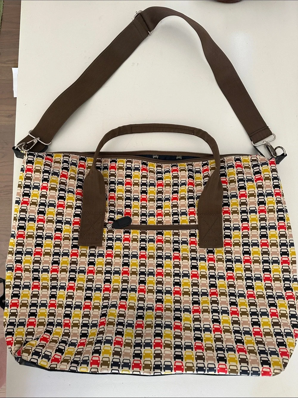 Orla Kiely/Target Retro Cars Weekend Bag with Adjustable Strap - Picture 1 of 4